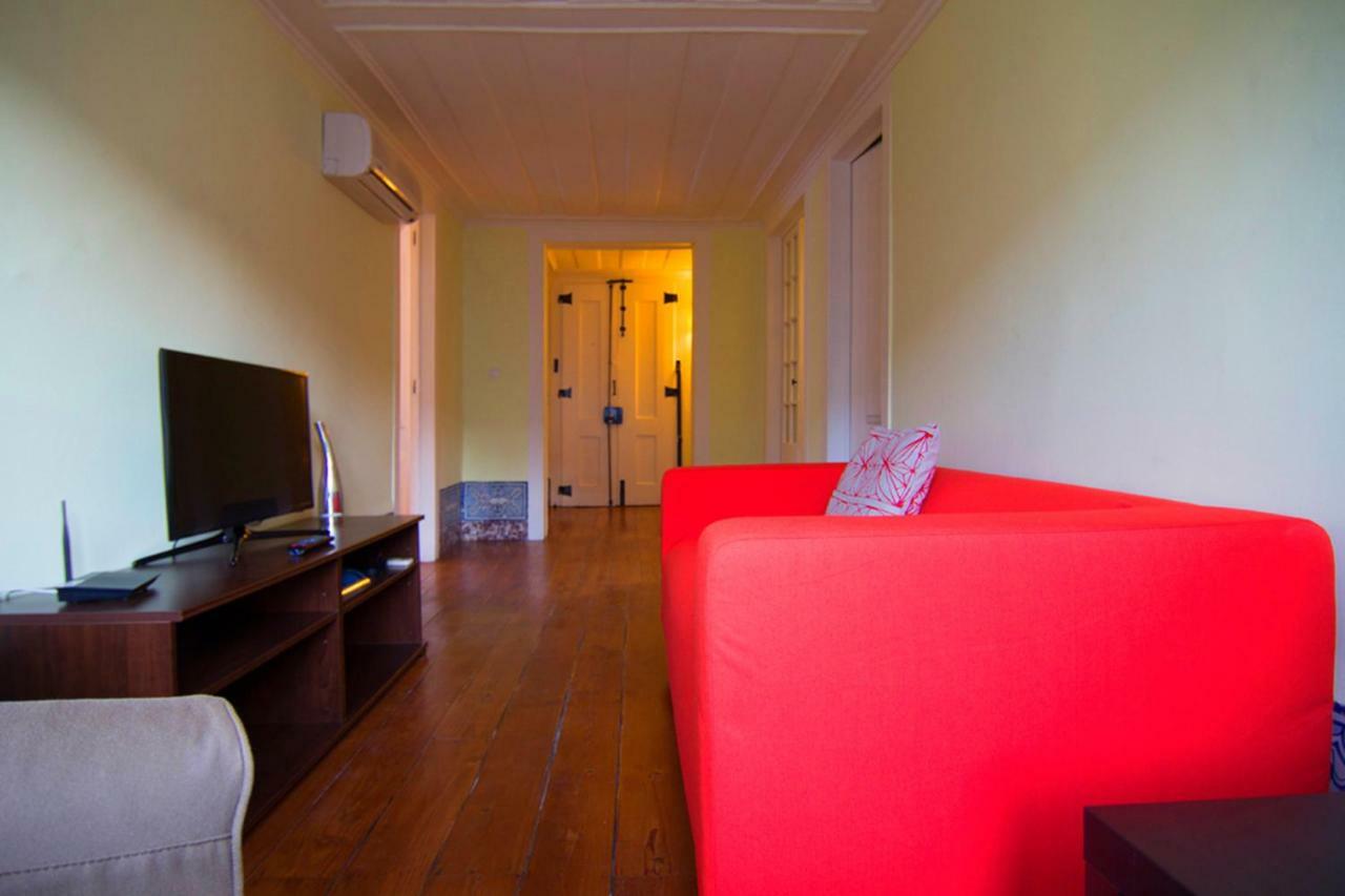 Apartment Baixa/Chiado View Castle Lisbon Exterior photo